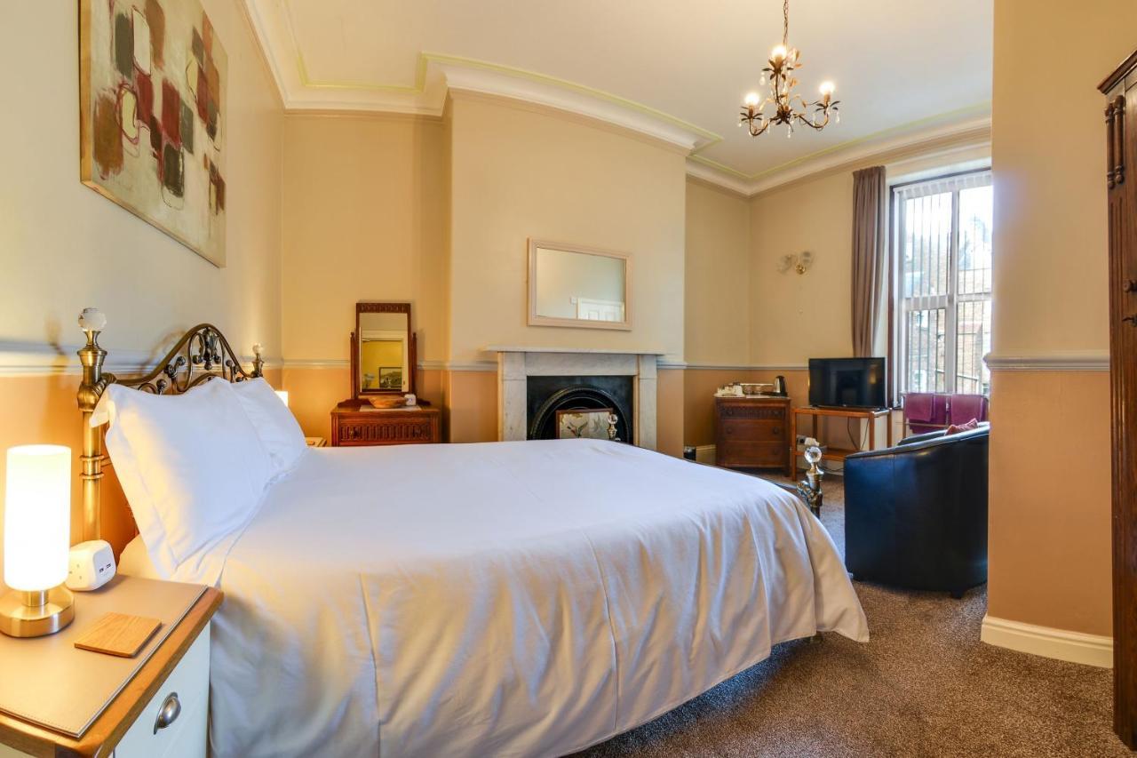 Pannett House Bed & Breakfast, Beautiful Victorian Residence วิทบี ภายนอก รูปภาพ