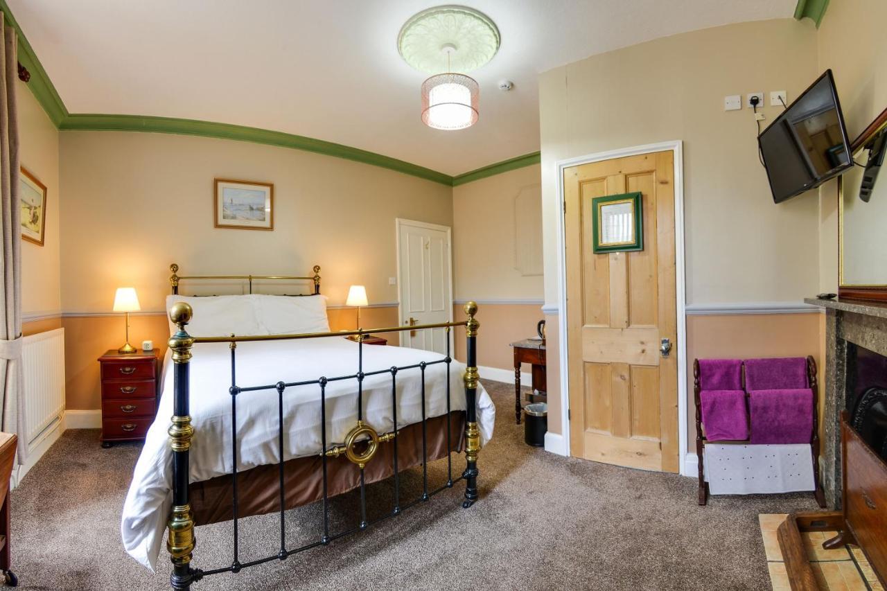 Pannett House Bed & Breakfast, Beautiful Victorian Residence วิทบี ภายนอก รูปภาพ