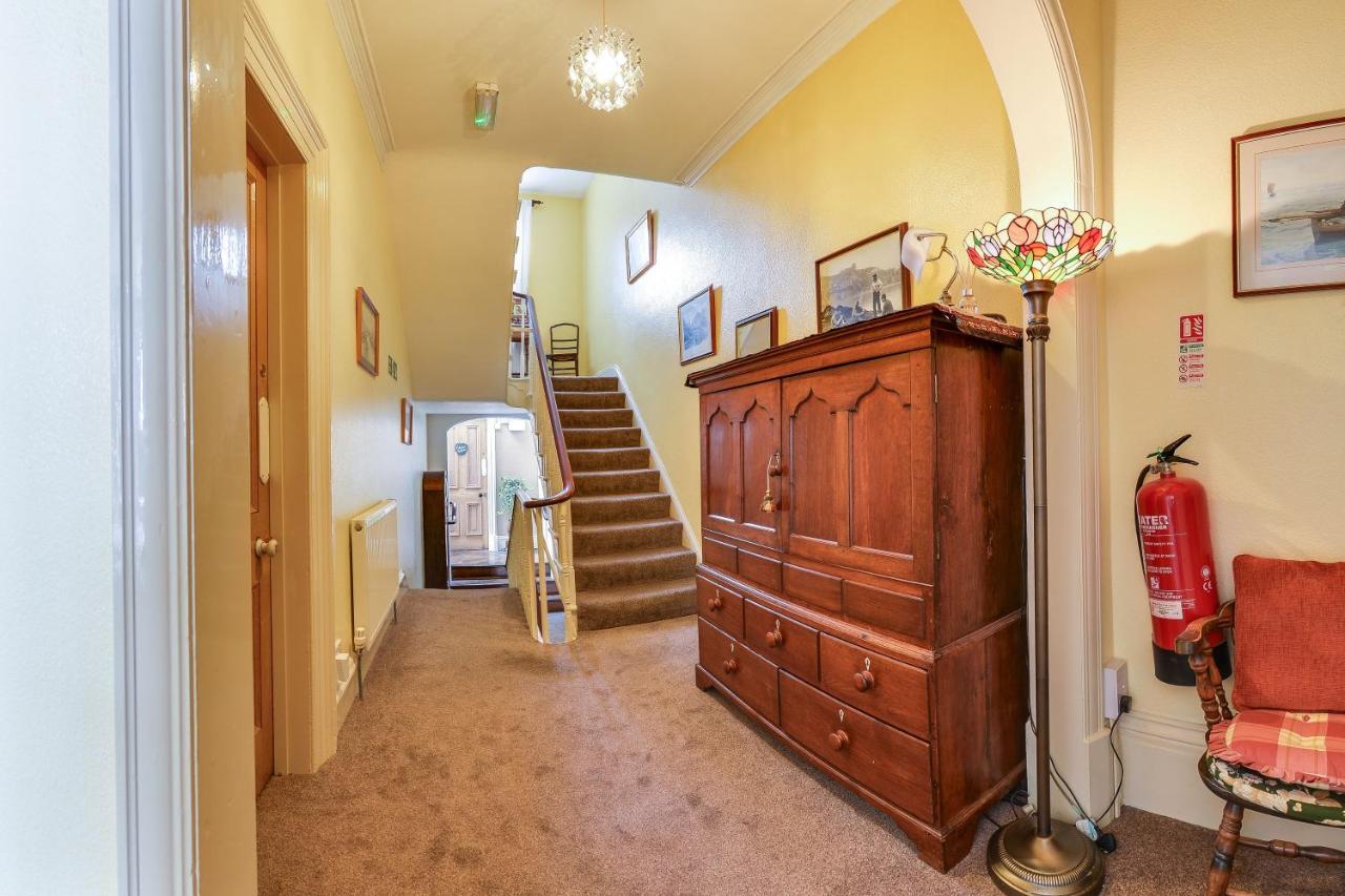 Pannett House Bed & Breakfast, Beautiful Victorian Residence วิทบี ภายนอก รูปภาพ